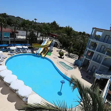 Anita Dream Kemer